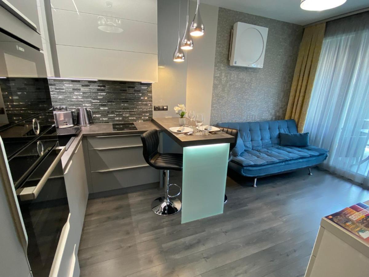 Noir Silvery Apartman Szeged Extérieur photo